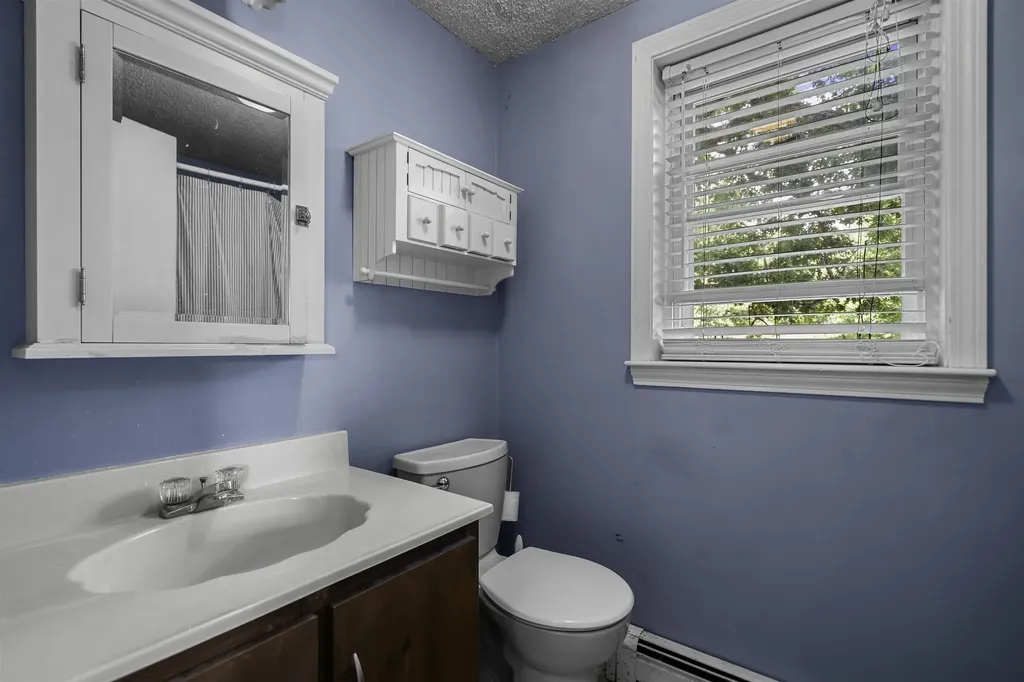 124 Eastside Drive Concord NH 03301