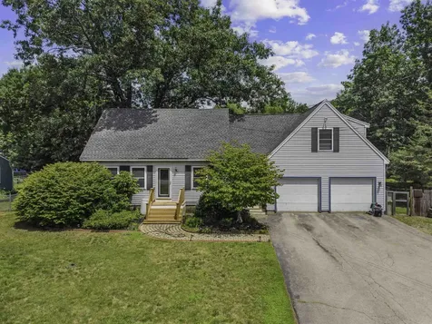 124 Eastside Drive Concord NH 03301
