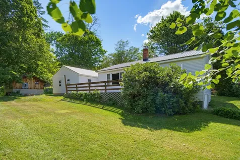 51 Stone Hill Road Rumney NH 03266