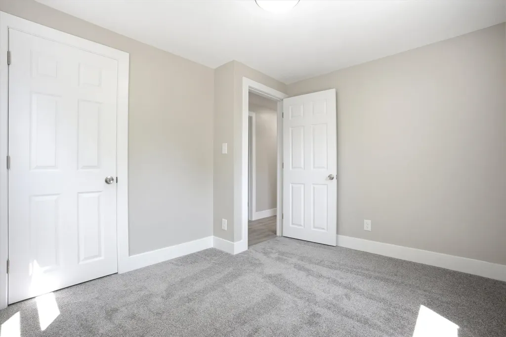 60 W Elmwood Avenue Manchester NH 03103