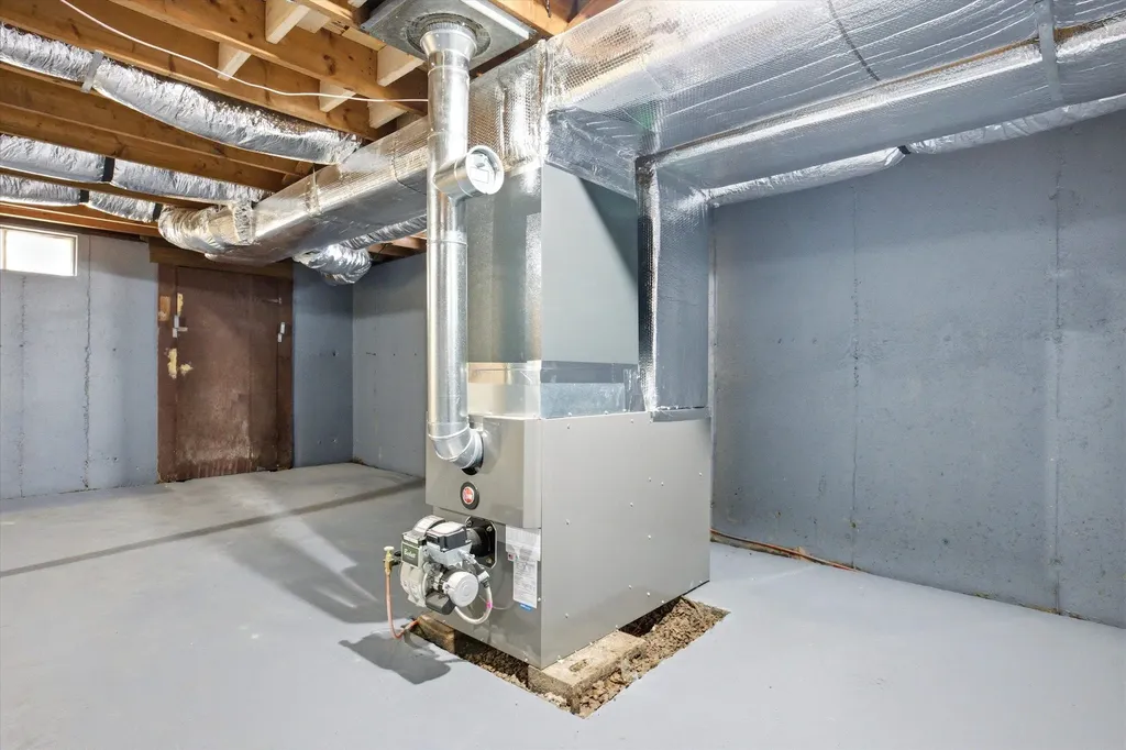 60 W Elmwood Avenue Manchester NH 03103