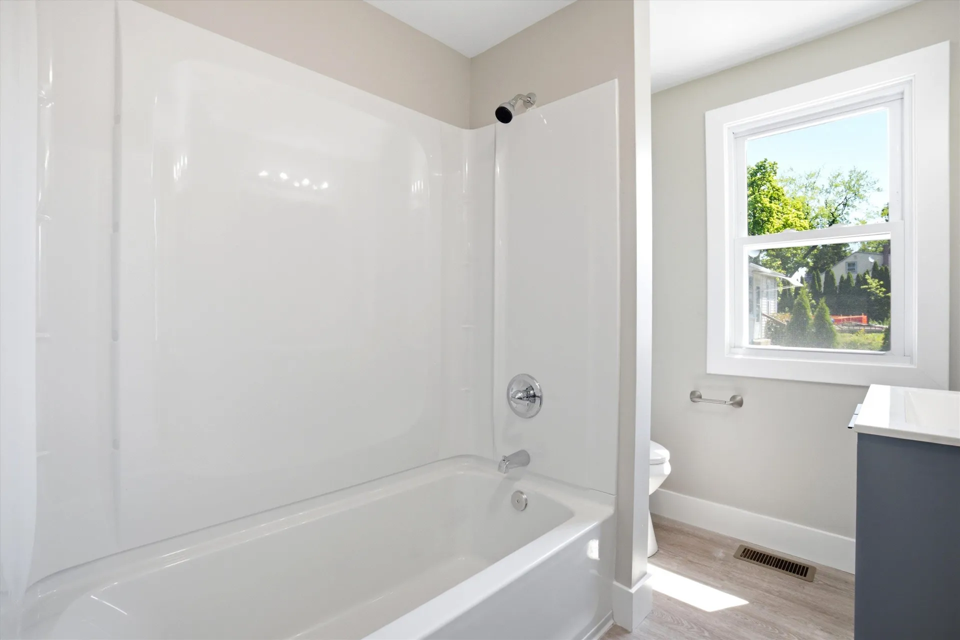 60 W Elmwood Avenue Manchester NH 03103