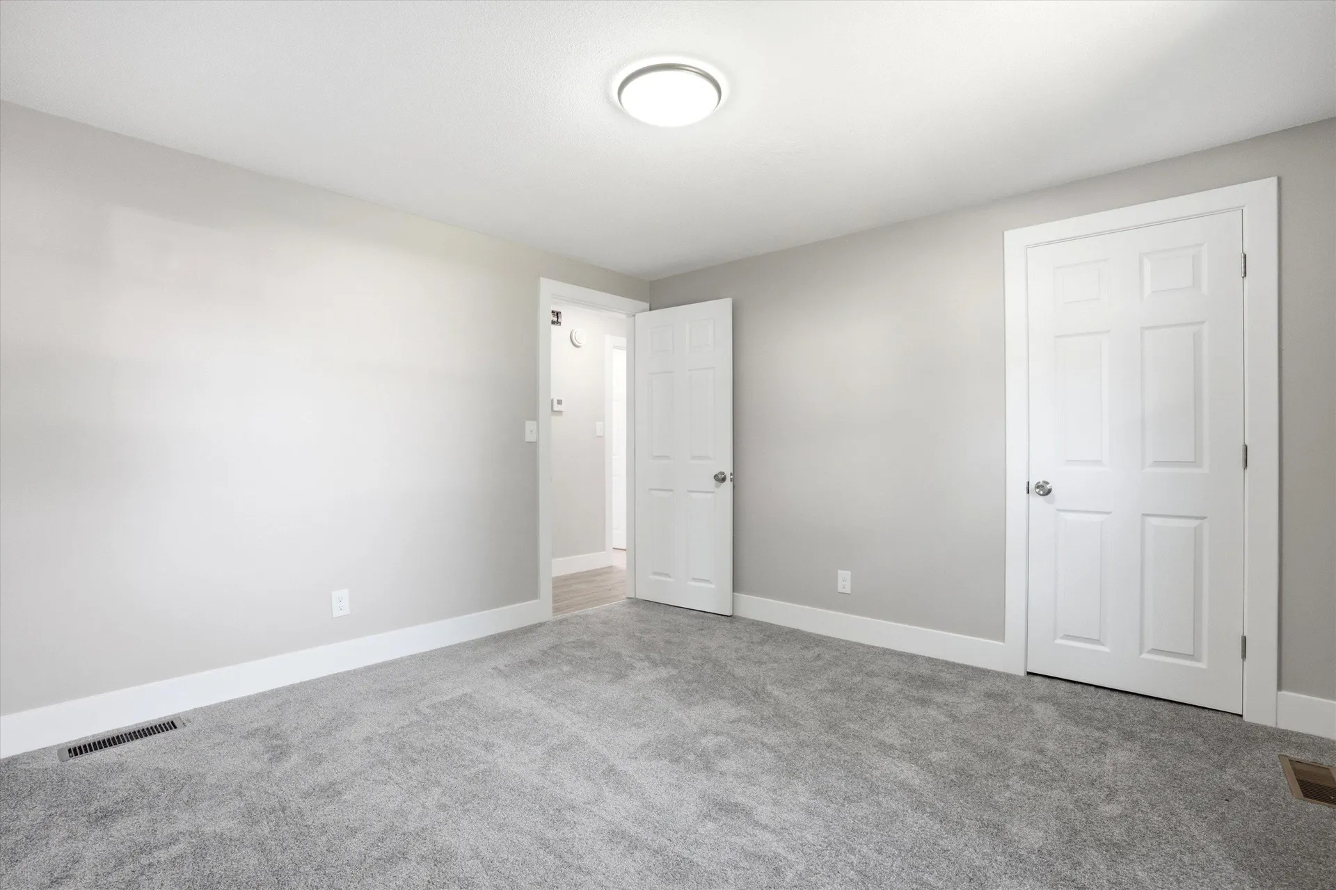 60 W Elmwood Avenue Manchester NH 03103