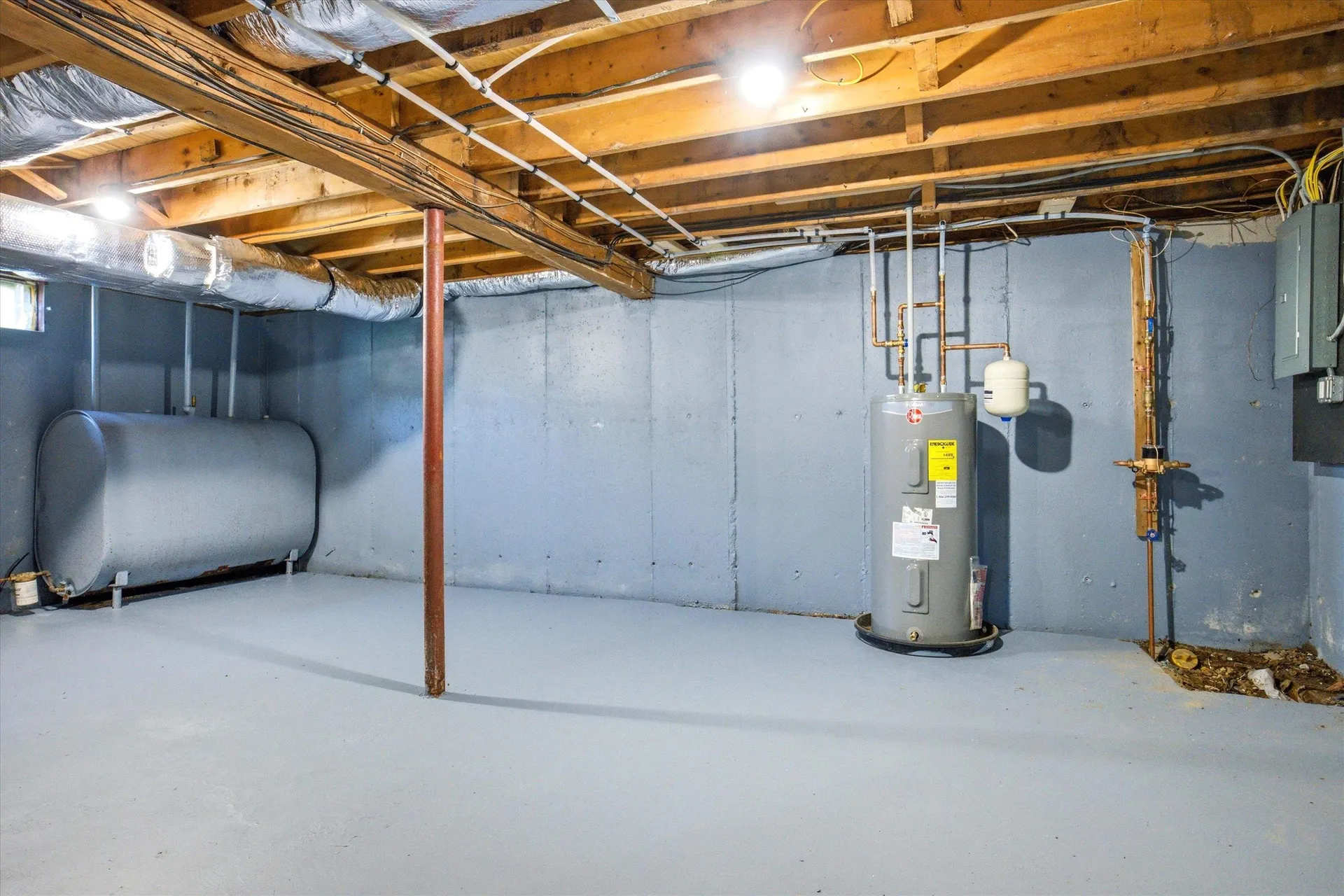 60 W Elmwood Avenue Manchester NH 03103