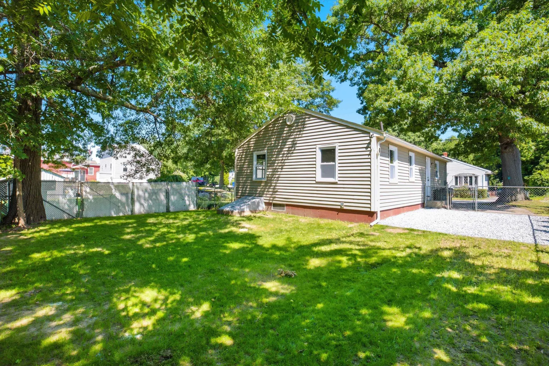 60 W Elmwood Avenue Manchester NH 03103