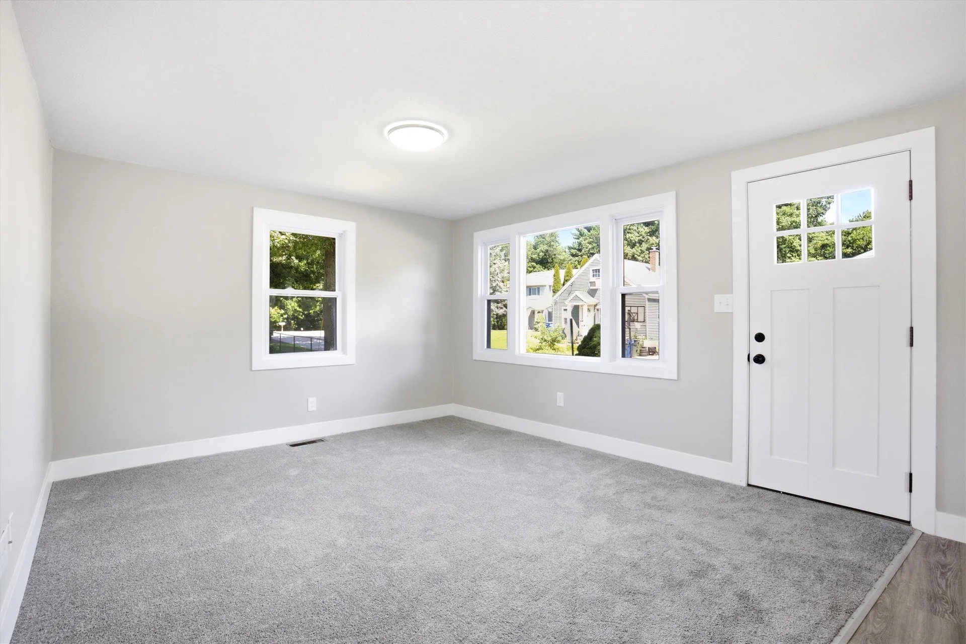 60 W Elmwood Avenue Manchester NH 03103