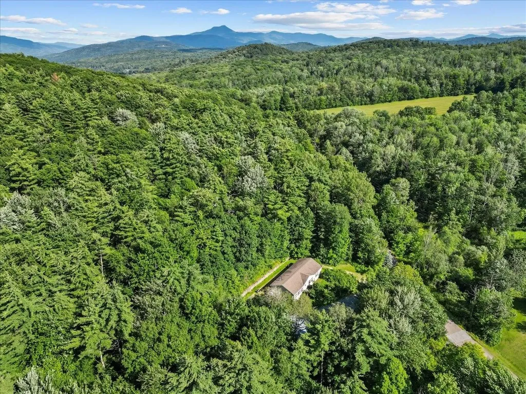 525 Christmas Lane Williston VT 05495