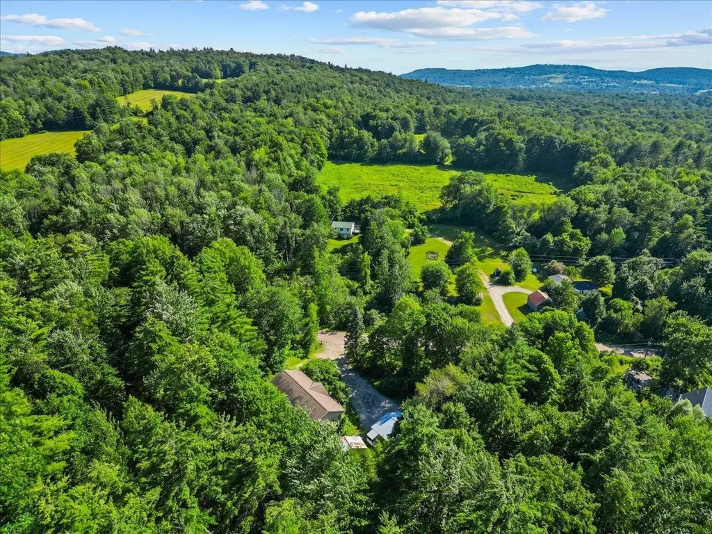 525 Christmas Lane Williston VT 05495