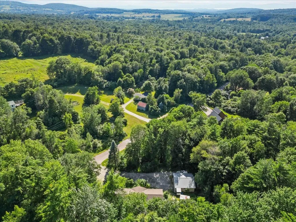 525 Christmas Lane Williston VT 05495