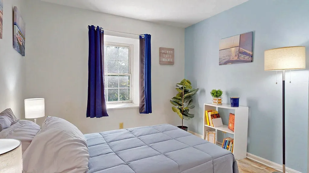 125 Kennedy Drive South Burlington VT 05403