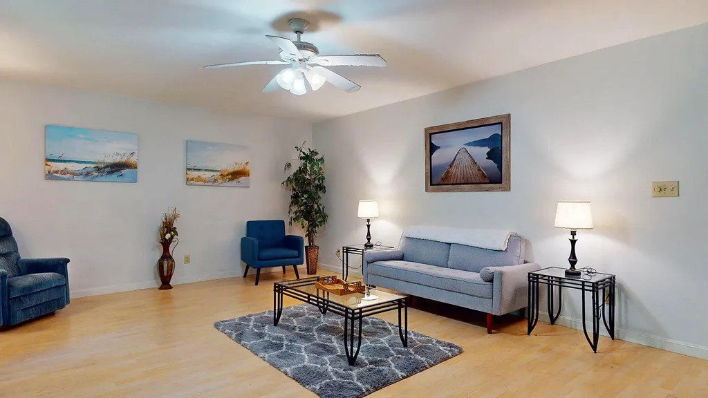 125 Kennedy Drive South Burlington VT 05403