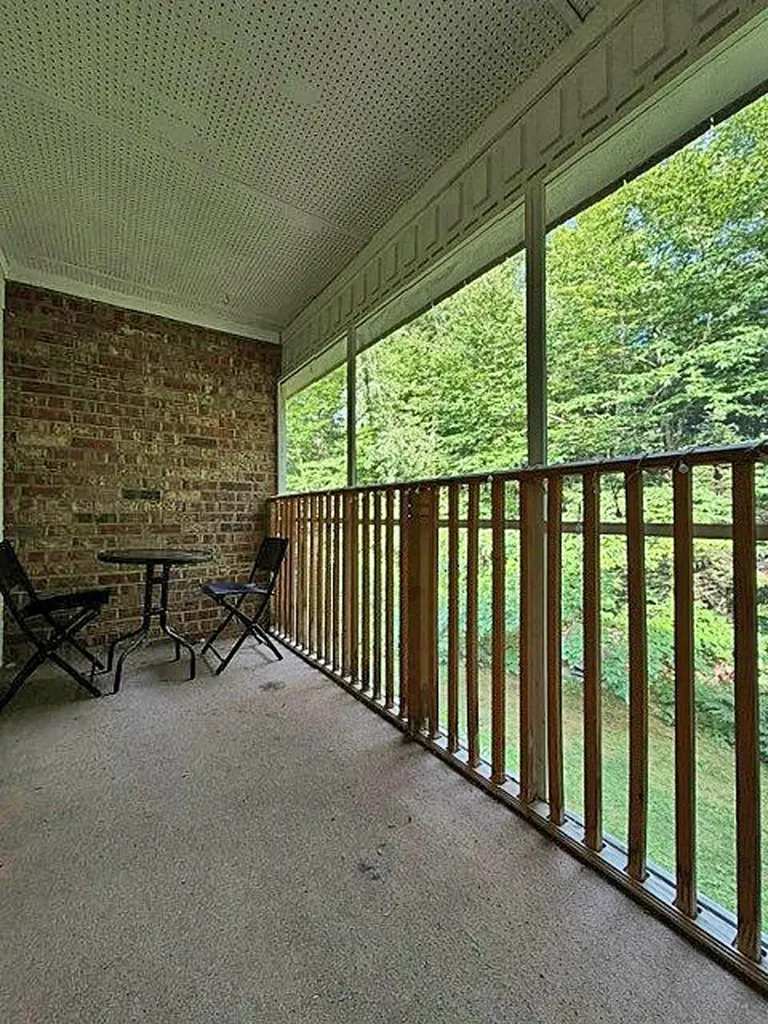 125 Kennedy Drive South Burlington VT 05403