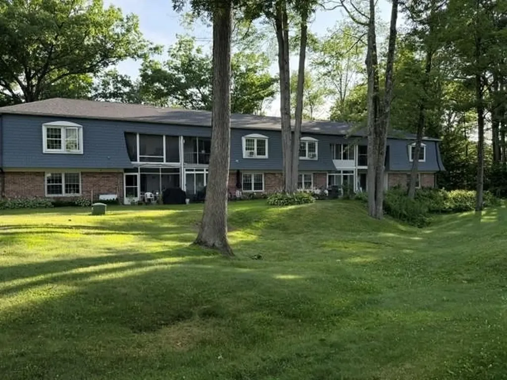 125 Kennedy Drive South Burlington VT 05403