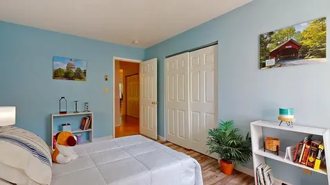 125 Kennedy Drive South Burlington VT 05403