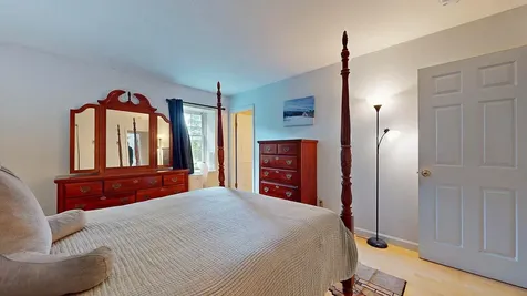 125 Kennedy Drive South Burlington VT 05403