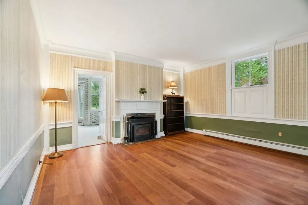 52 School Street Haverhill NH 03765
