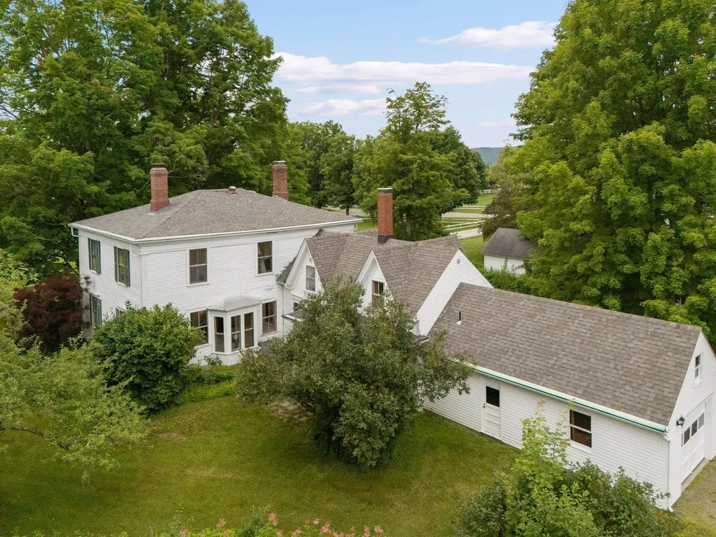 52 School Street Haverhill NH 03765