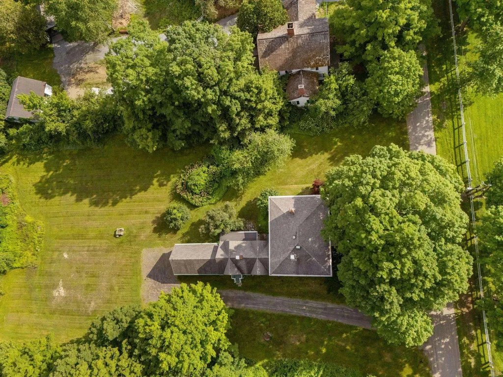 52 School Street Haverhill NH 03765
