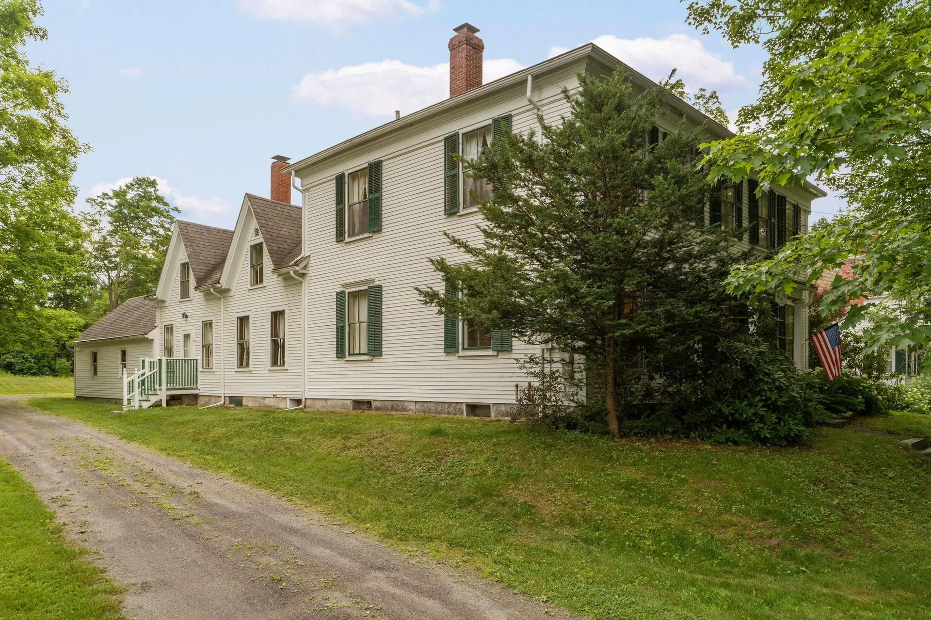 52 School Street Haverhill NH 03765