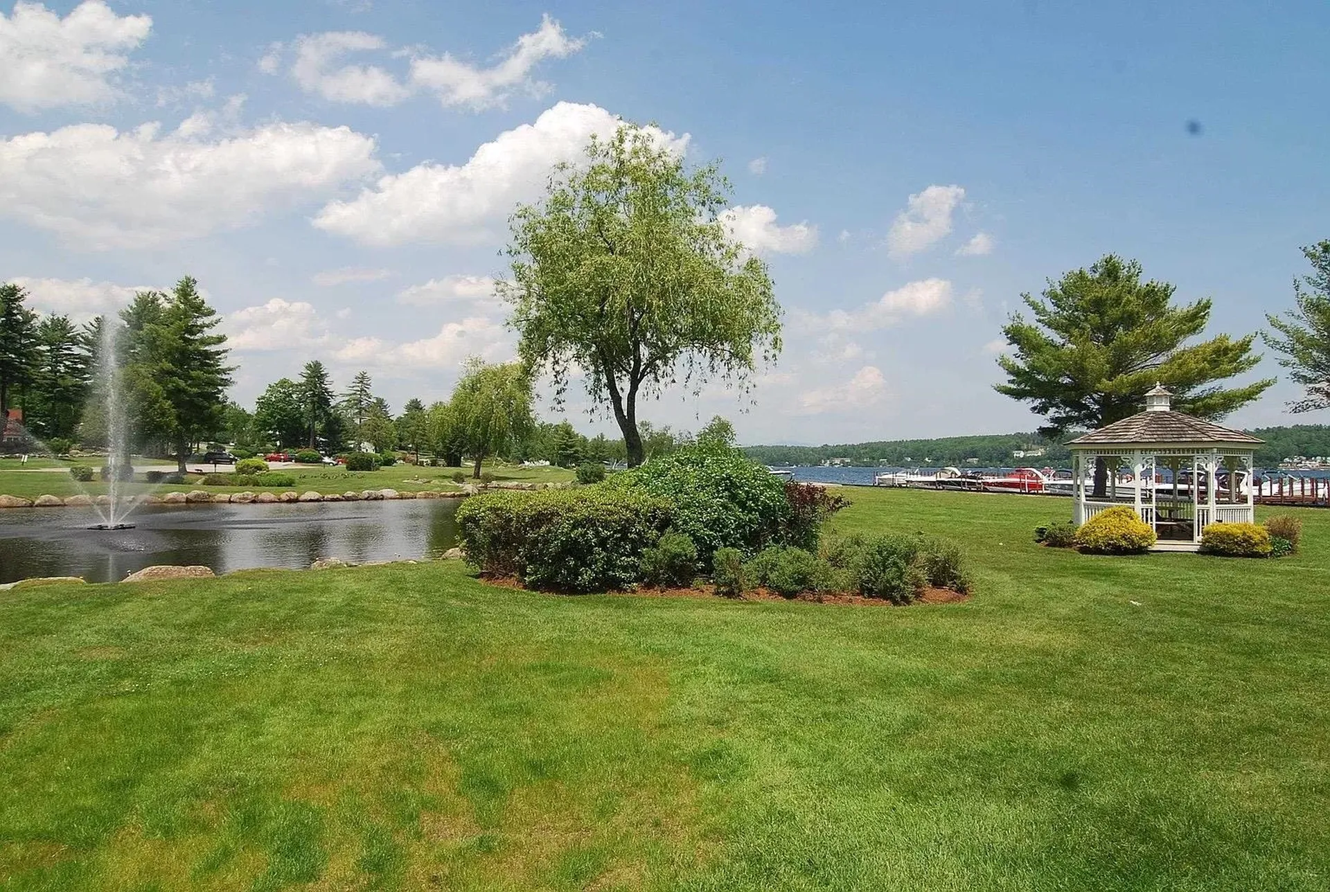 3 Williamsburg Circle Laconia NH 03254