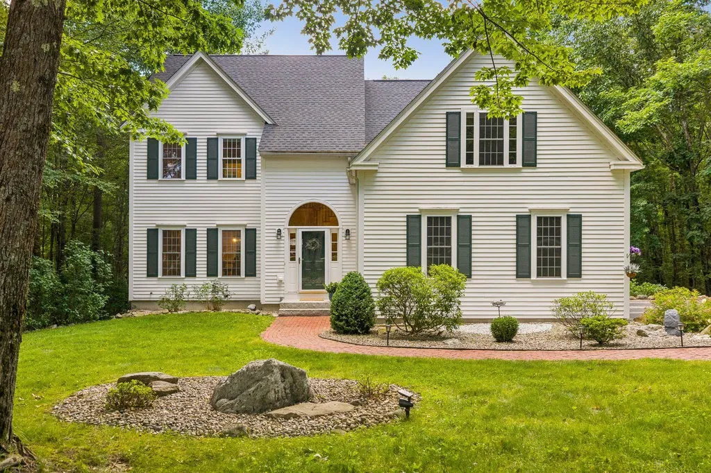 14 Whittier Drive Bow NH 03304