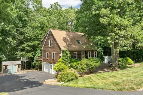 13 Durell Drive Newmarket NH 03857
