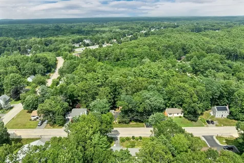 13 Durell Drive Newmarket NH 03857