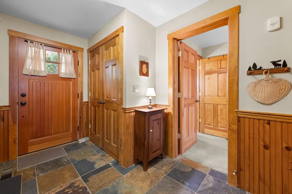 33 Arrowhead Point Road Bristol NH 03222