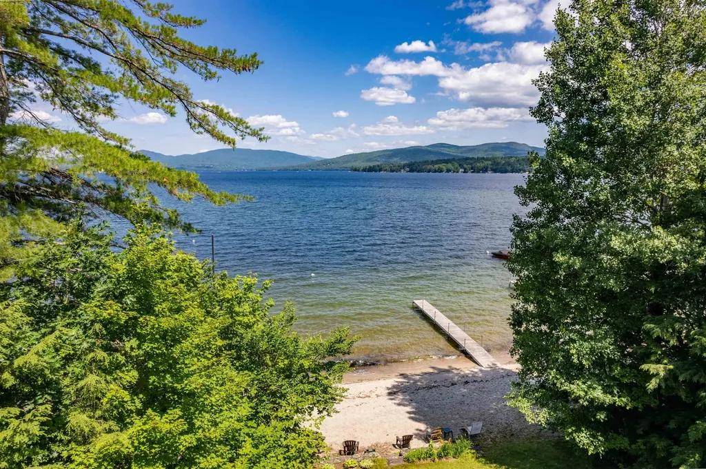 33 Arrowhead Point Road Bristol NH 03222