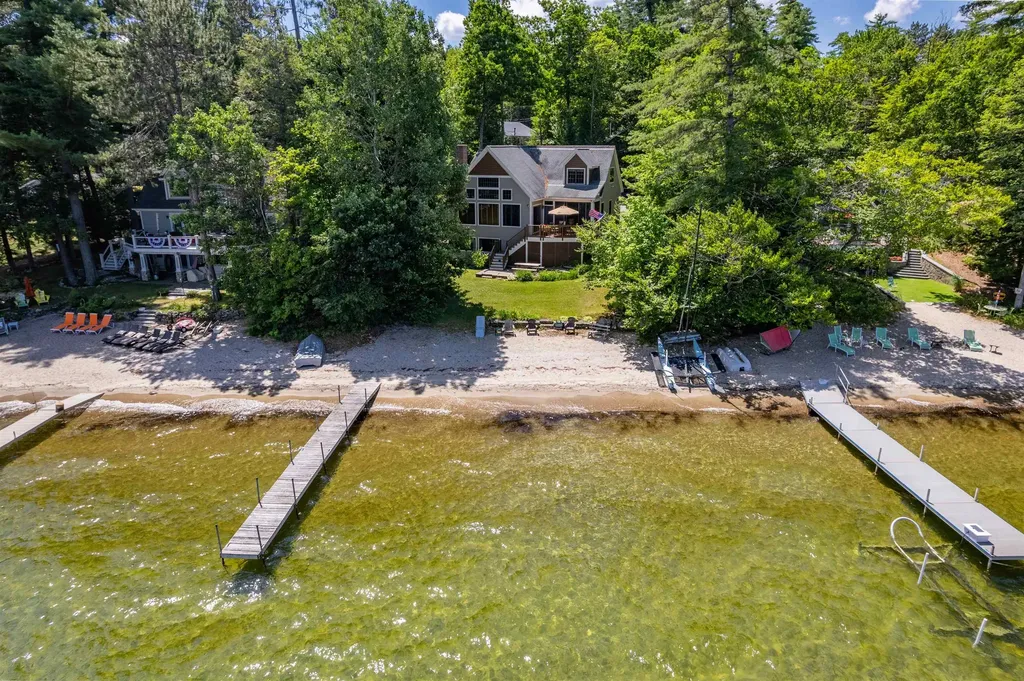33 Arrowhead Point Road Bristol NH 03222