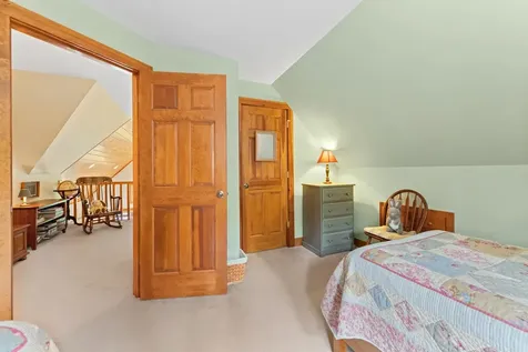 33 Arrowhead Point Road Bristol NH 03222