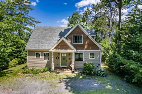 33 Arrowhead Point Road Bristol NH 03222
