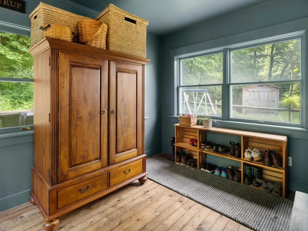 856 Pucker Street Stowe VT 05672
