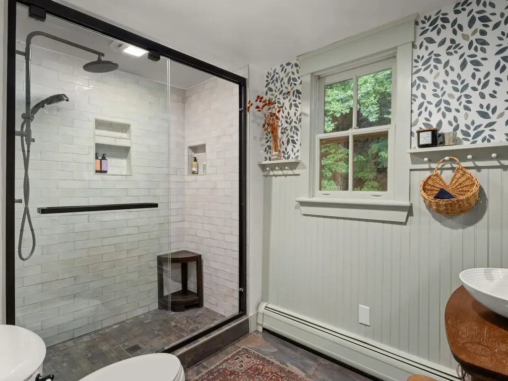 856 Pucker Street Stowe VT 05672