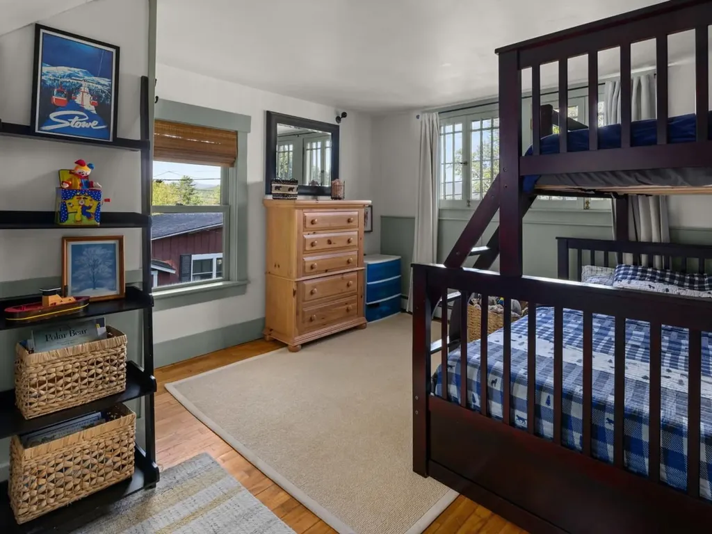 856 Pucker Street Stowe VT 05672