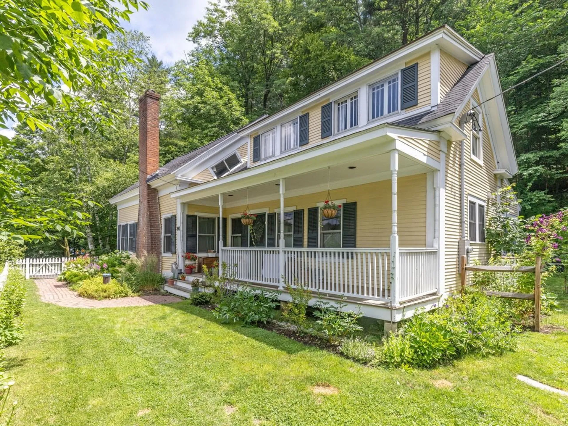 856 Pucker Street Stowe VT 05672