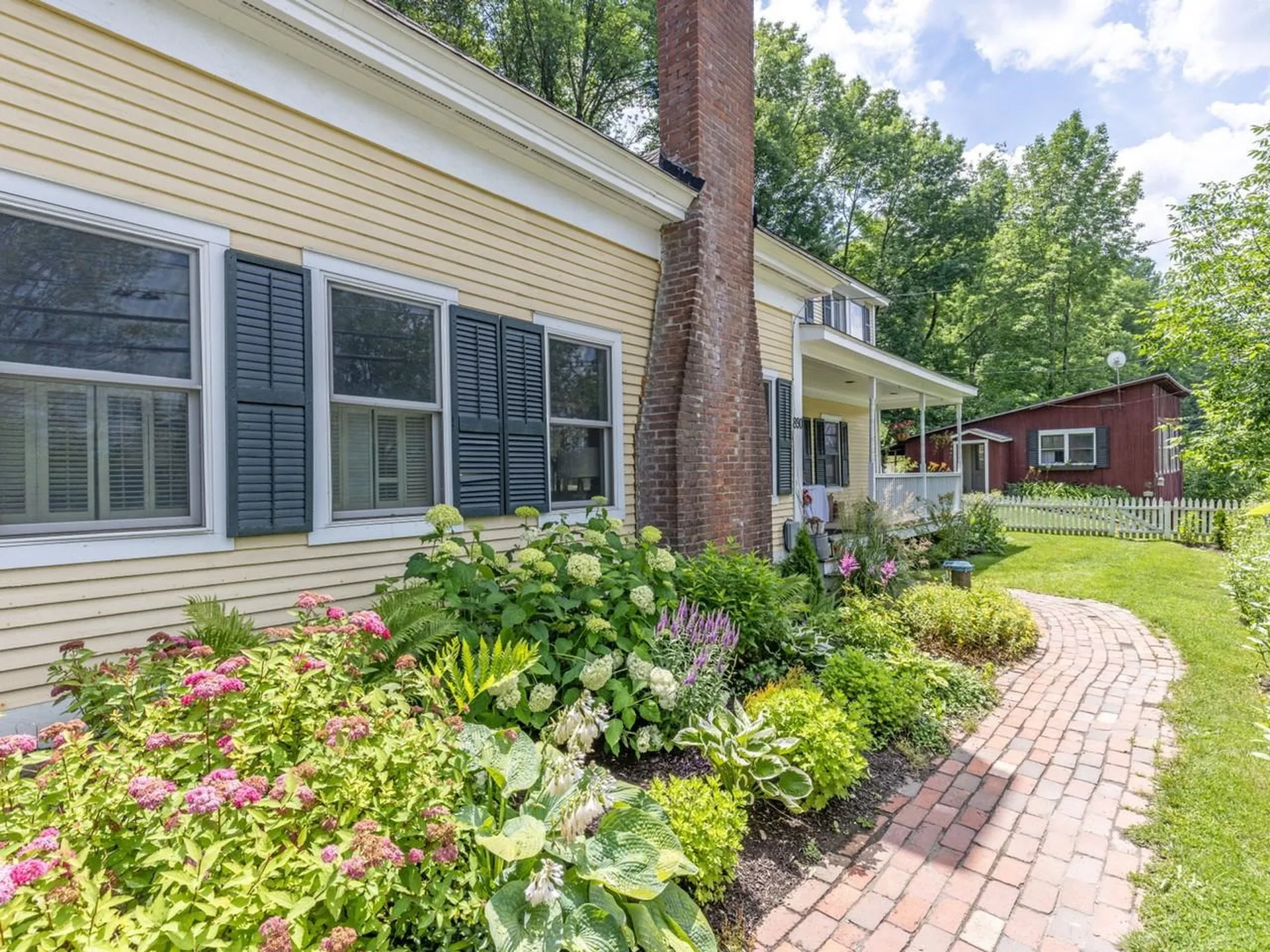 856 Pucker Street Stowe VT 05672