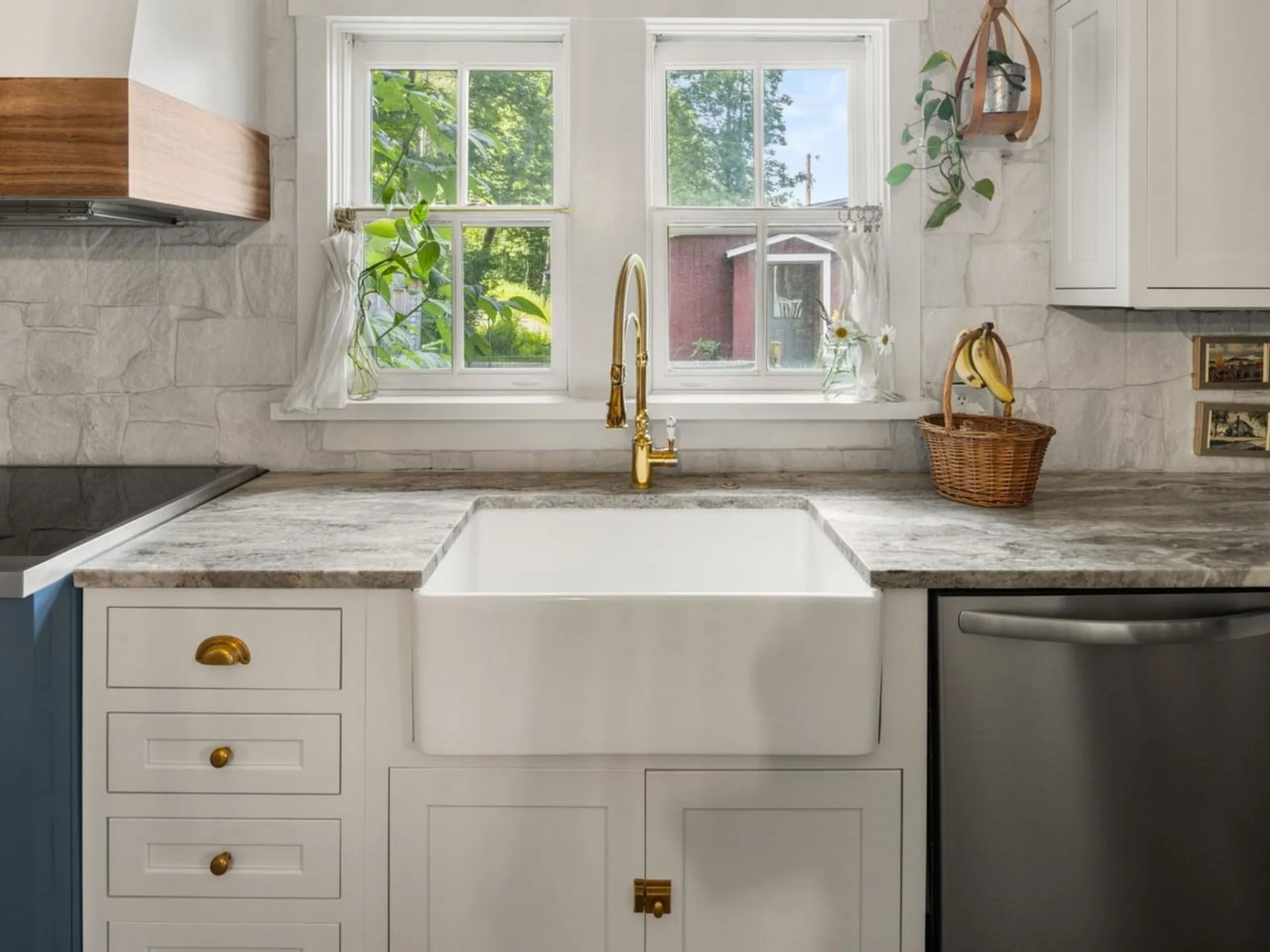 856 Pucker Street Stowe VT 05672