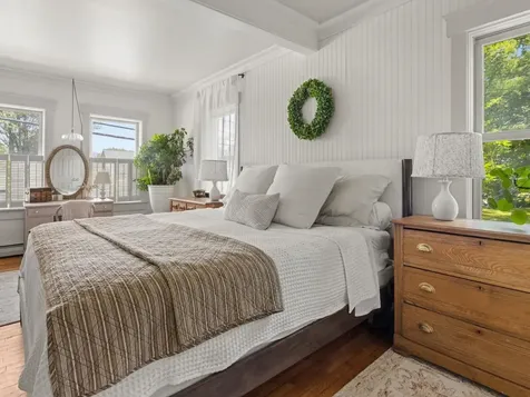 856 Pucker Street Stowe VT 05672