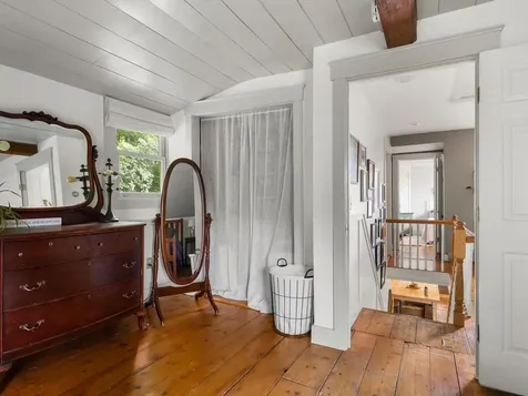 856 Pucker Street Stowe VT 05672
