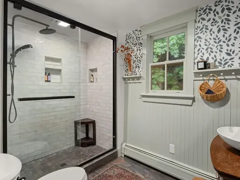 856 Pucker Street Stowe VT 05672