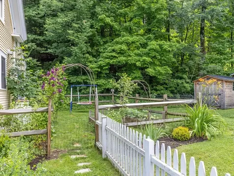 856 Pucker Street Stowe VT 05672