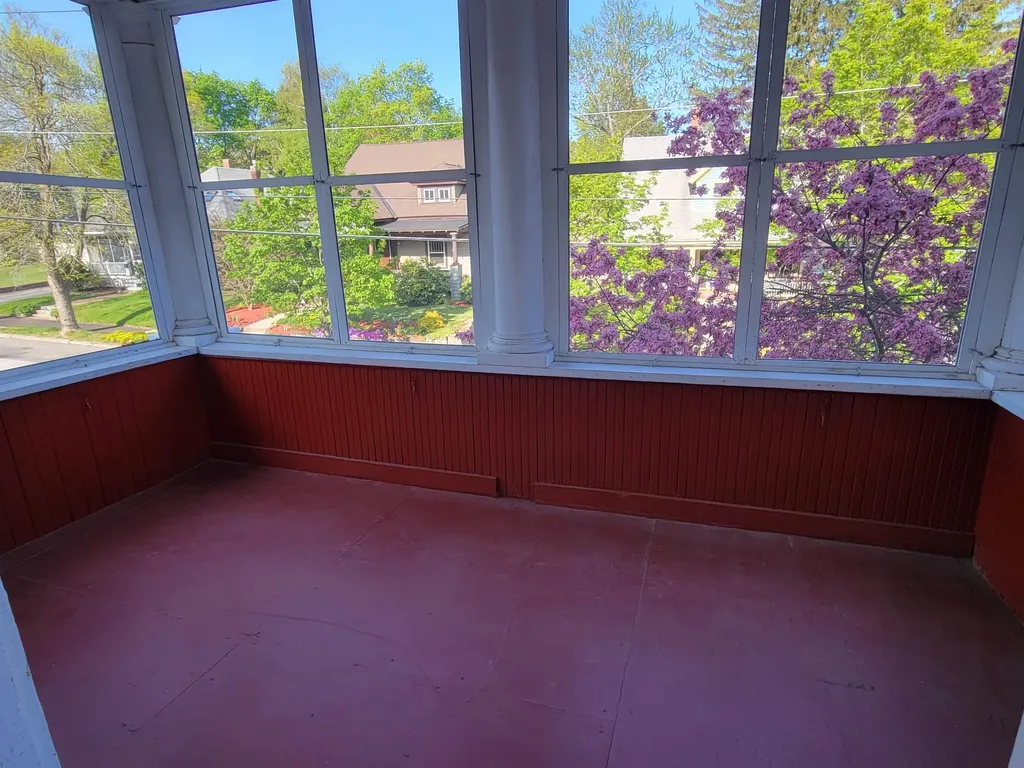 190 Ray Street Manchester NH 03104