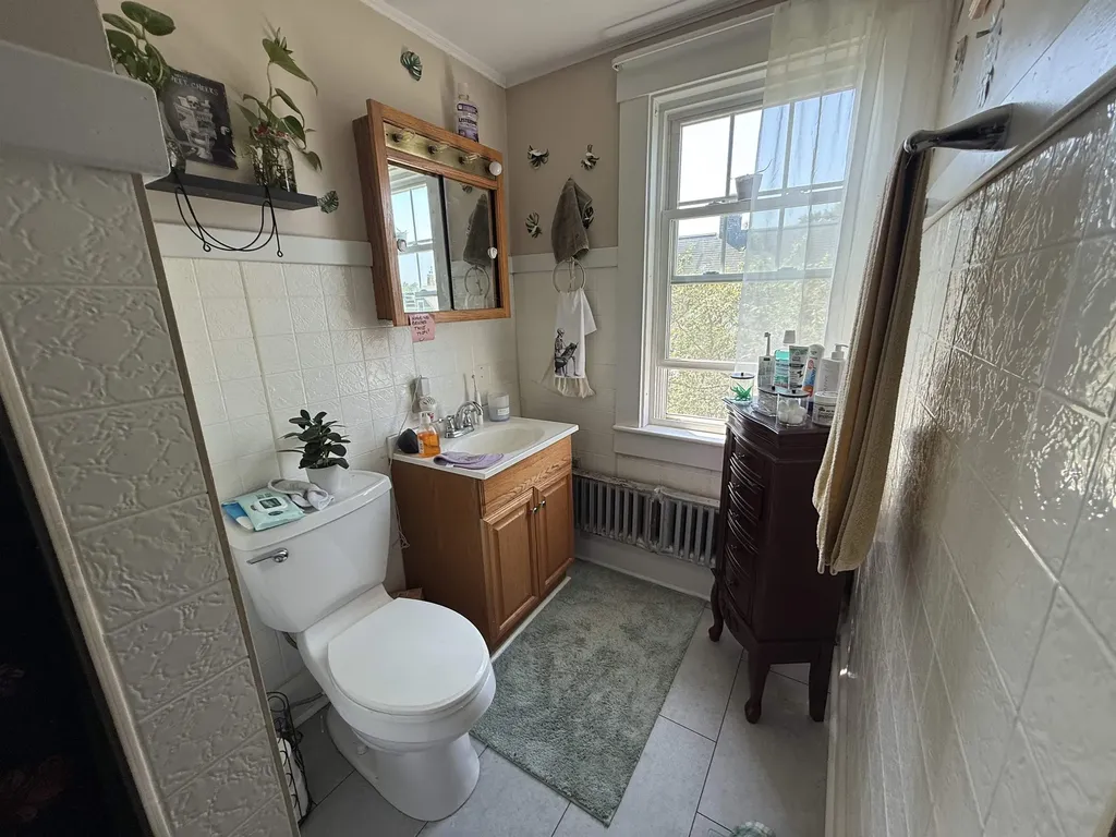 190 Ray Street Manchester NH 03104