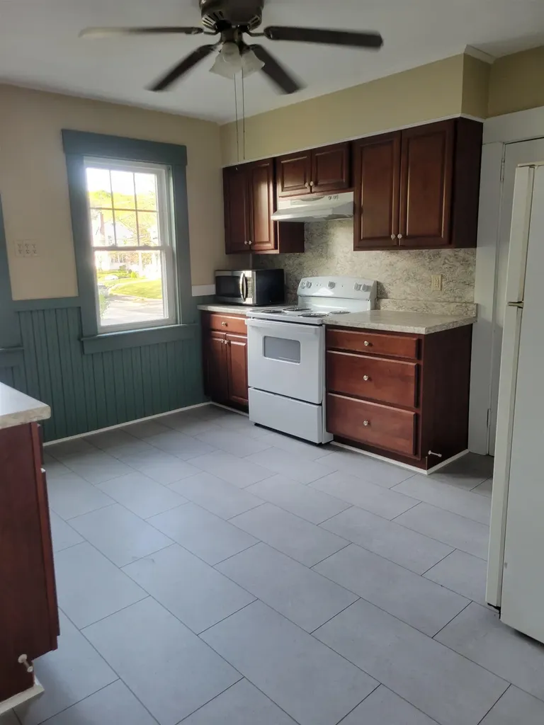 190 Ray Street Manchester NH 03104