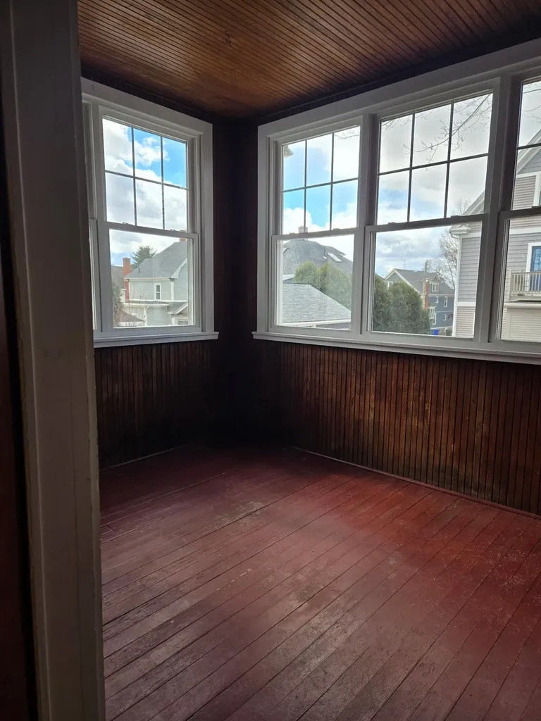 190 Ray Street Manchester NH 03104
