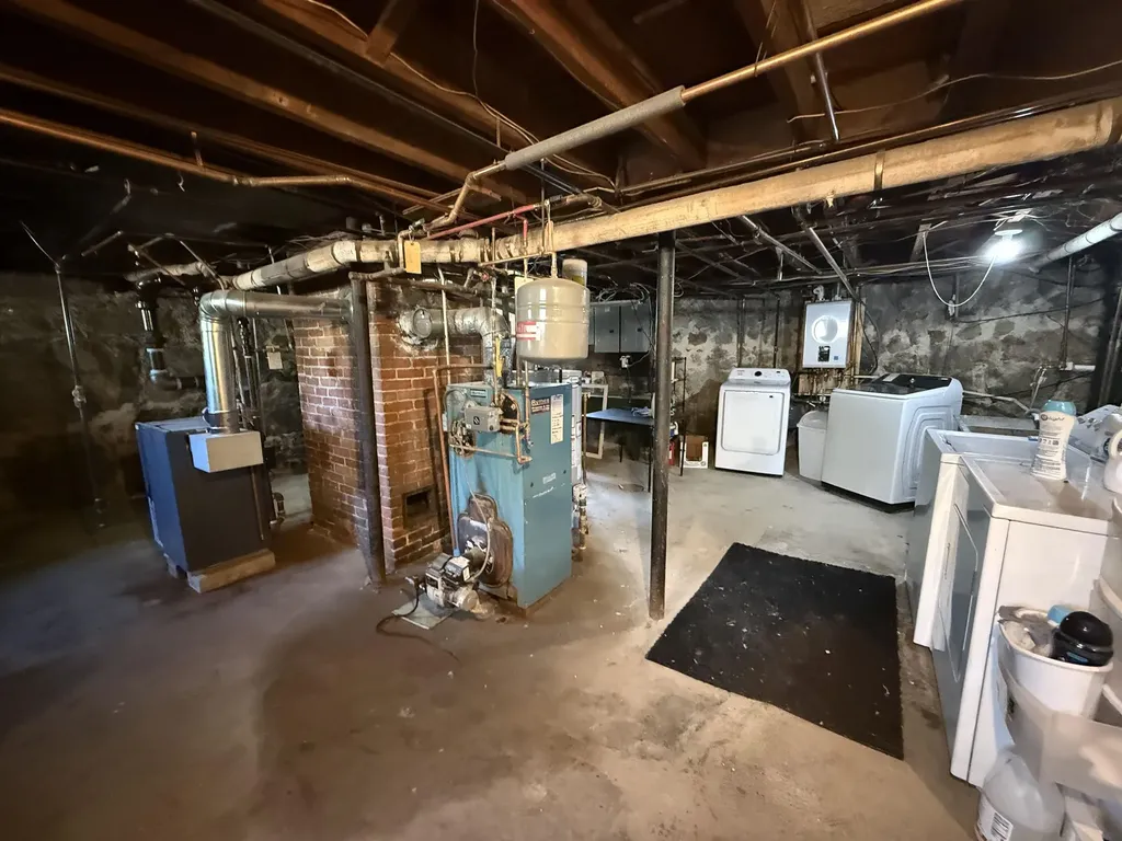 190 Ray Street Manchester NH 03104