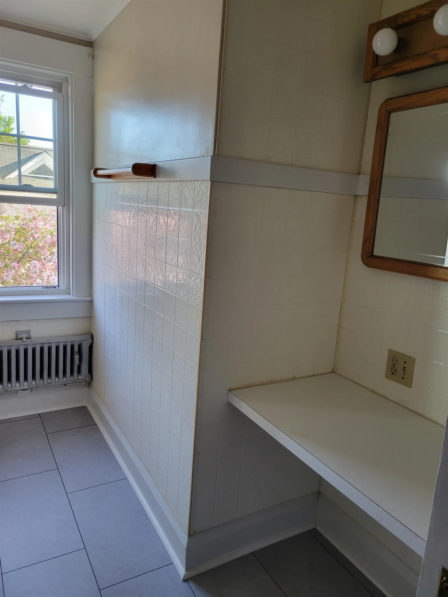 190 Ray Street Manchester NH 03104