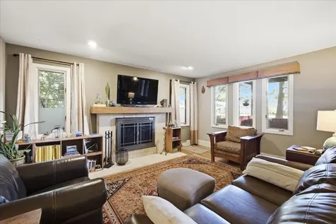 243 Biscayne Heights Colchester VT 05446
