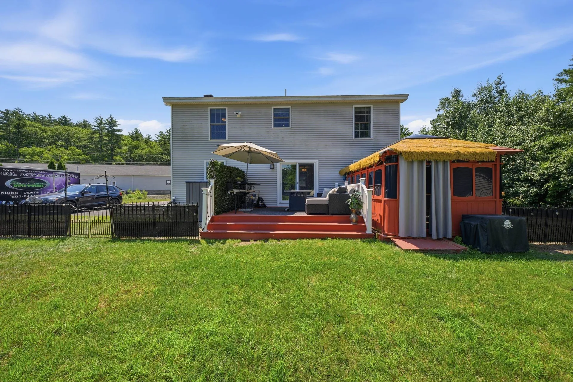 27 Old Manchester Road Raymond NH 03077